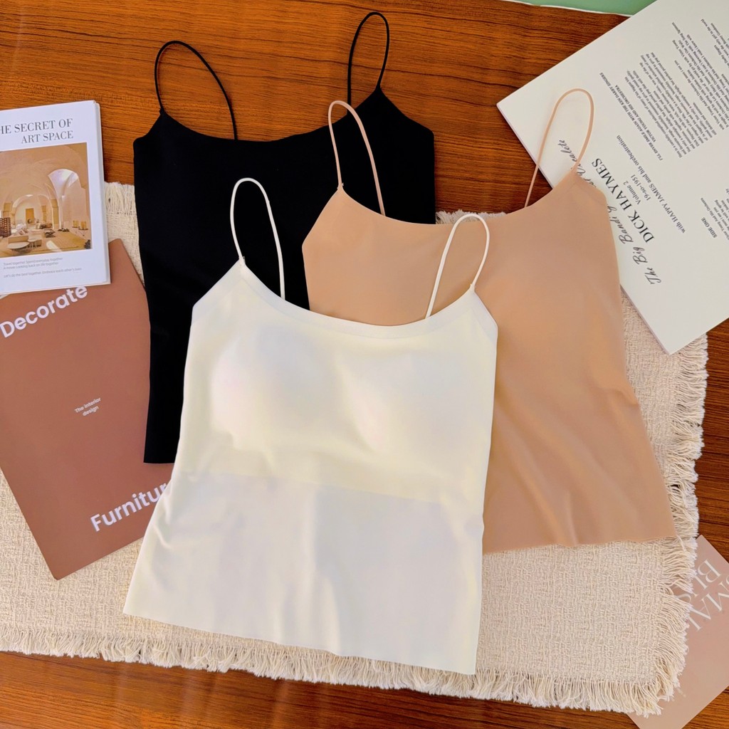 Gu Fei 3768 Camellia Long Liquid Foundation Camisole ผู้หญิง U-Shaped Neckline Anti-glare ฐานคงที่ด้