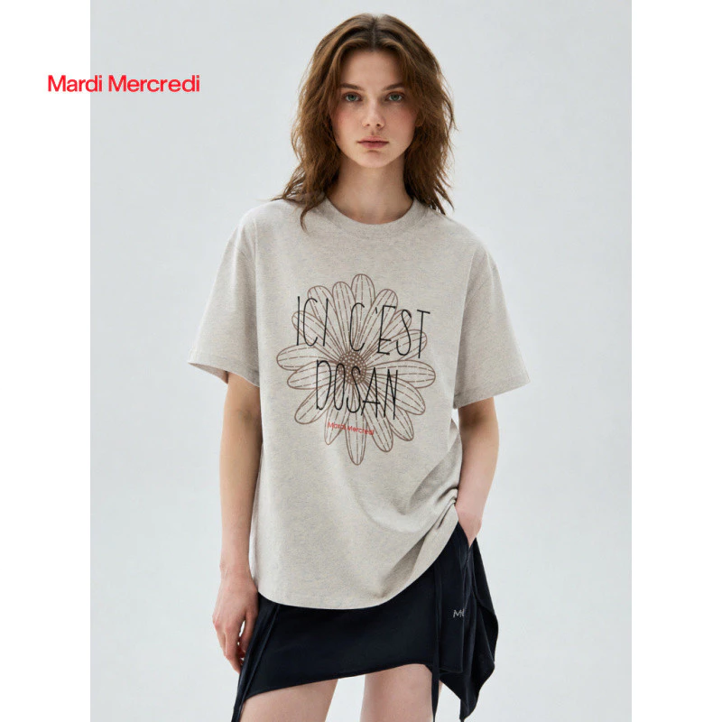 MARDI MERCREDI 26SS TSHIRT เสื้อยืดแขนสั้นคอกลมเกาหลี ลายพิมพ์ดอกเดซี่ รุ่นพิเศษ DOSAN รุ่นคู่ lovers ของแท้ 100% พร้อมส่ง
