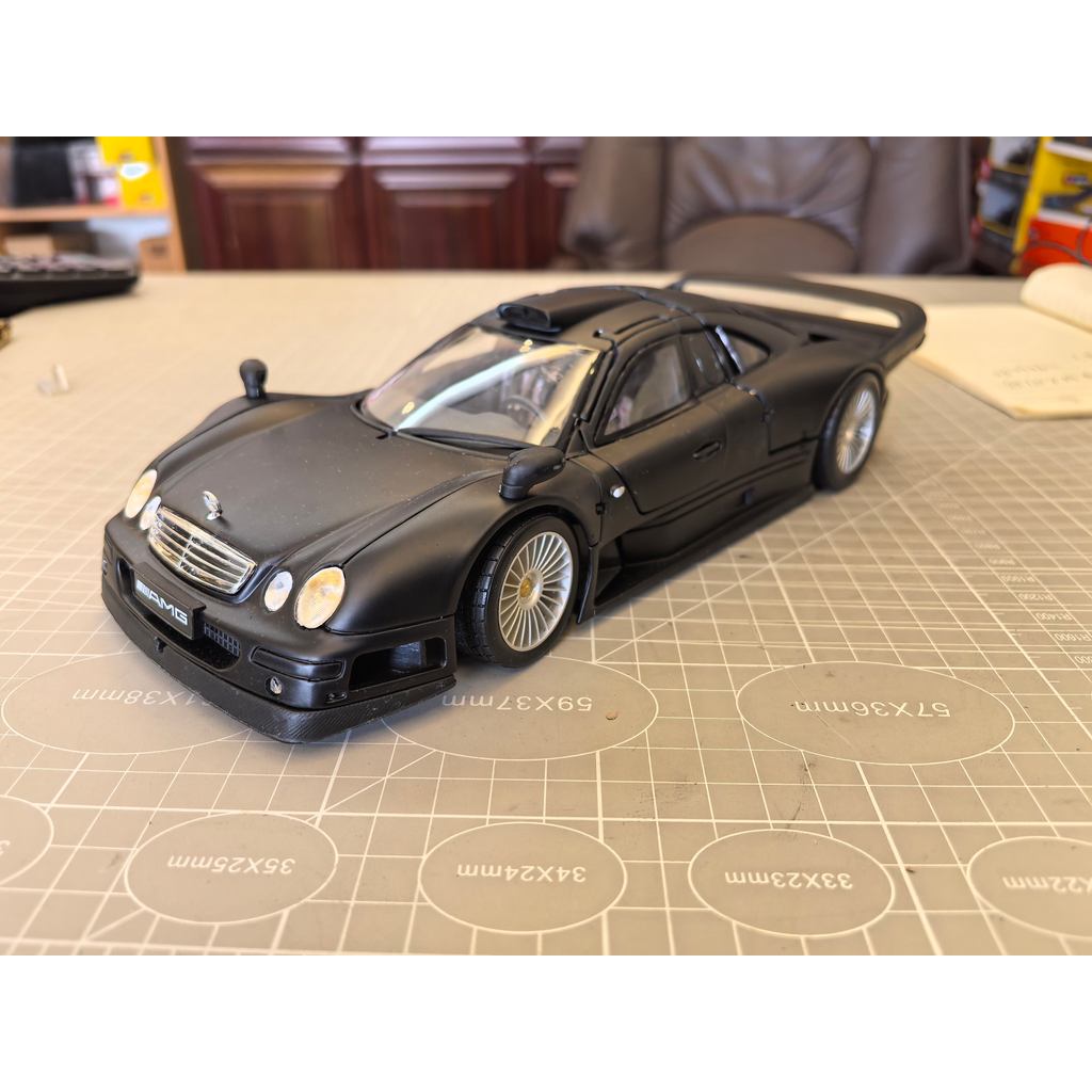 Meritor Maisto 1: 18 Mercedes-Benz CLK GTR AMG