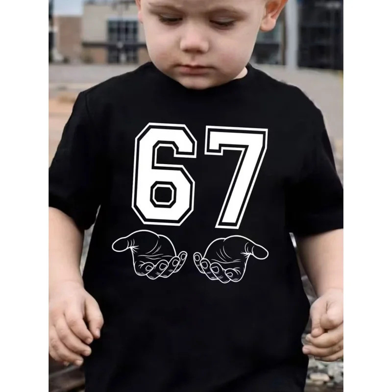 [มีสินค้า] เสื้อยืดลายมีม Fun Six Seven 6 7 สำหรับเด็ก สไตล์อารมณ์ขันสุดฮา Y2k เกม Sayin เสื้อยืดของ