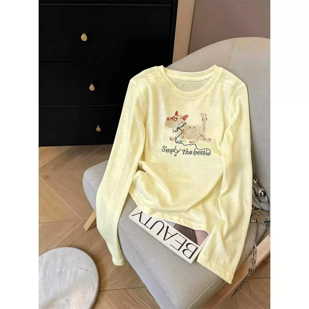 จัดส่งตลอด 24 ชั่วโมง เสื้อคลุมกันแดดผู้หญิงสไตล์อเมริกันแนว "ฮอตเกิร์ล" เนื้อบางเบา โปร่งแสงเล็กน้อย ใส่ได้ในห้องแอร์