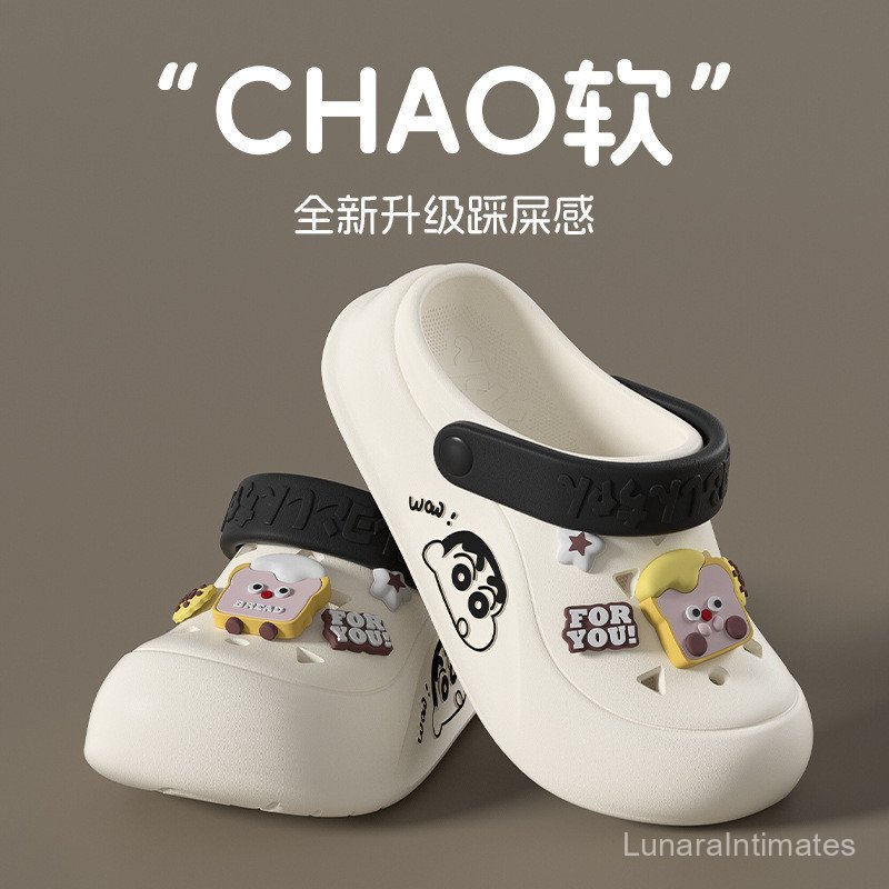 T5YE Soft-Soled Crayon Shin-Chan eva Anti-Slip Casual Hole รองเท้าหญิงฤดูร้อนความสูงน่ารัก Toast รองเท้าแตะรองเท้าแตะชาย