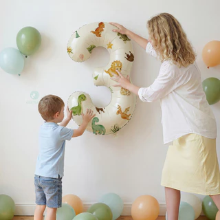 GeeParty ลูกโป่งฟอยล์ 3 ชิ้น ตัวเลข พร้อมสติ๊กเกอร์ไดโนเสาร์ Dinosaur Theme ตกแต่งงานวันเกิดเด็ก