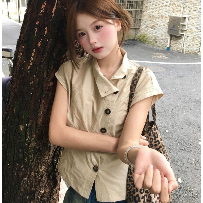 [สินค้าใหม่] เสื้อเชิ้ตแขนสั้นเกาหลีย้อนยุคผู้หญิงฤดูร้อนสไตล์ใหม่ดีไซน์คอตั้งสั้นสลิมฟิต Sli