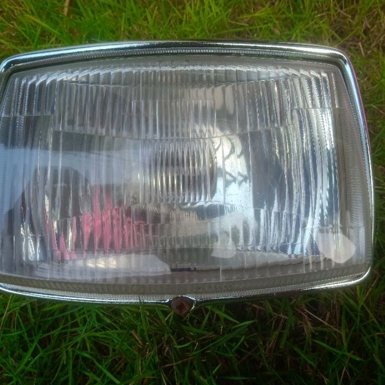 SUZUKI RC80 RC 80 RC 100 ปี OLD JET COOLED HEADLIGHT REFLECTTOR RING