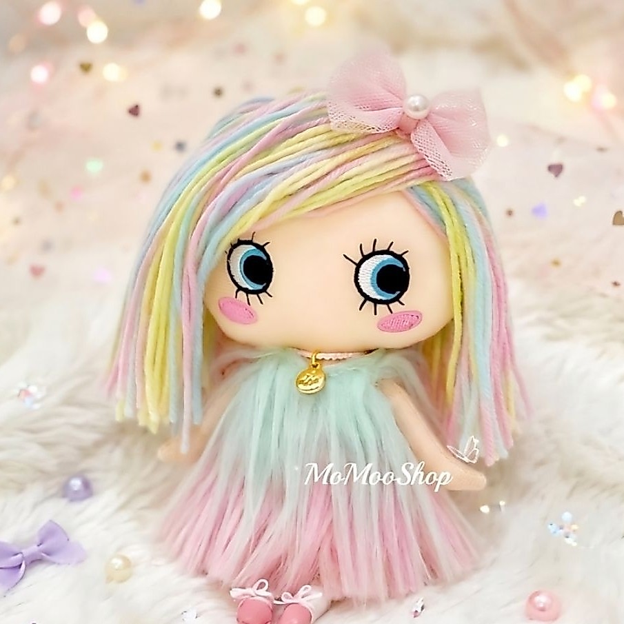 (✨️ส่งด่วน/พร้อมส่ง🌈) ILEMER 10th Anniversary Happy Doll พ.ก.จ.แรนดอมไล่สีผม-ชุดพาสเทลน่ารัก🥰