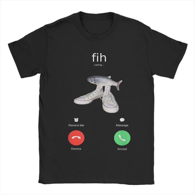 เสื้อยืดลายคำว่า "Fih Meme Fish Calling" ที่สะกดผิดเป็น "Fih Is Calling" สำหรับผู้หญิง คอกลม แขนสั้น