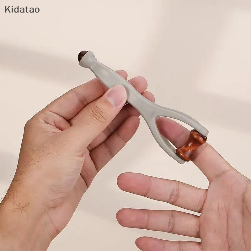Kidatao ลูกกลิ้งนวดมือไม้ตามหลักสรีรศาสตร์ 1 ชิ้นเพื่อการผ่อนคลายนิ้วและมืออย่างมีประสิทธิภาพทุกวันที่บ้านใหม่