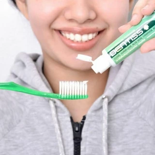 ซื้อ3 ชิ้น คุ้มกว่า ยาสีฟันสมุนไพรสกัด มิสทิน เดนทิส 40 กรัม [ ล็อตใหม่ล่าสุด Exp. ปี 2028 ] S-0249