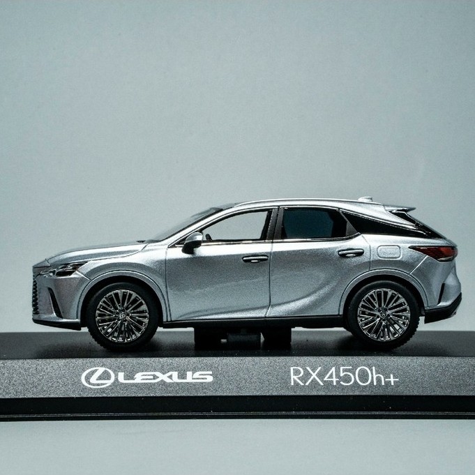 1/43 Jingshang Lexus RX450h + Sonic Silver Lexus rx450h Sonic Iridium Photo เกือบใหม่เอี่ยมสดชื่นจัด
