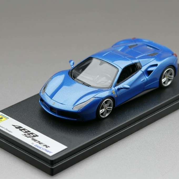 Looksmart Ferrari 488 spider Hard Top 1/43 หมายเลขสินค้า LS451 Ferrari 488 spider Hard Top Ferrari 4