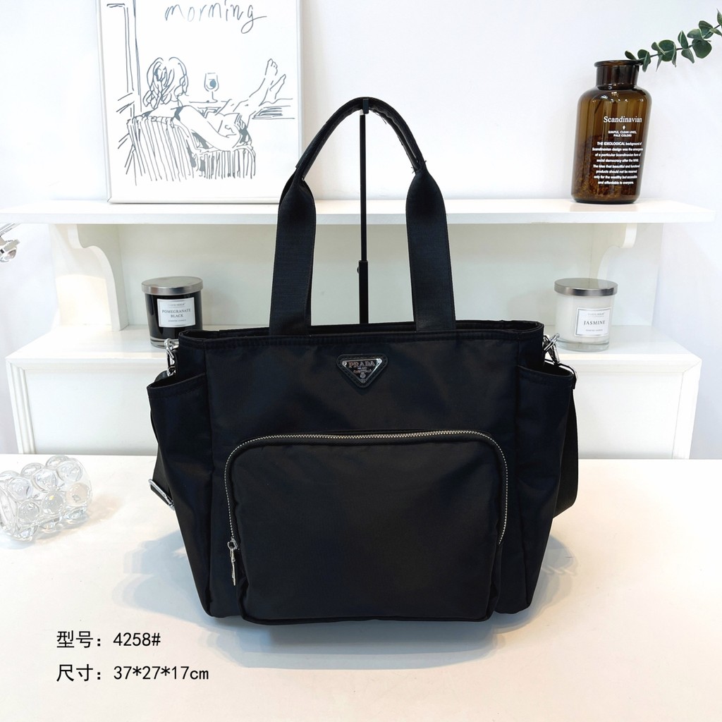 2026Prada กระเป๋า/Prada กระเป๋าสะพายผู้ชายผู้หญิงกระเป๋ามินิกระเป๋า Tote กระเป๋าอาหารค่ํา Lady กระเป