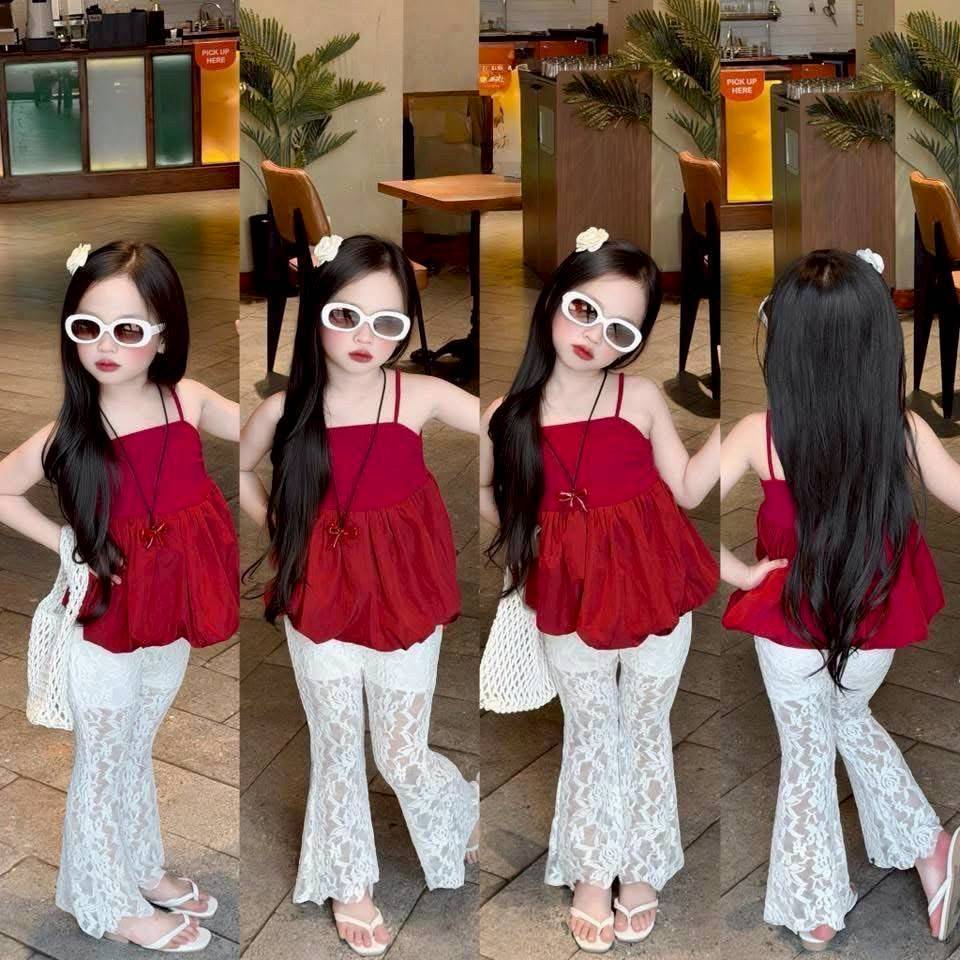 KAHNOM0408🎀พร้อมส่ง เซ็ตสีแดงที่ถูกต้อง เสื้อสายเดี่ยว+กางเกงขาบาน สวยเปรี้ยว ครบเครื่อง