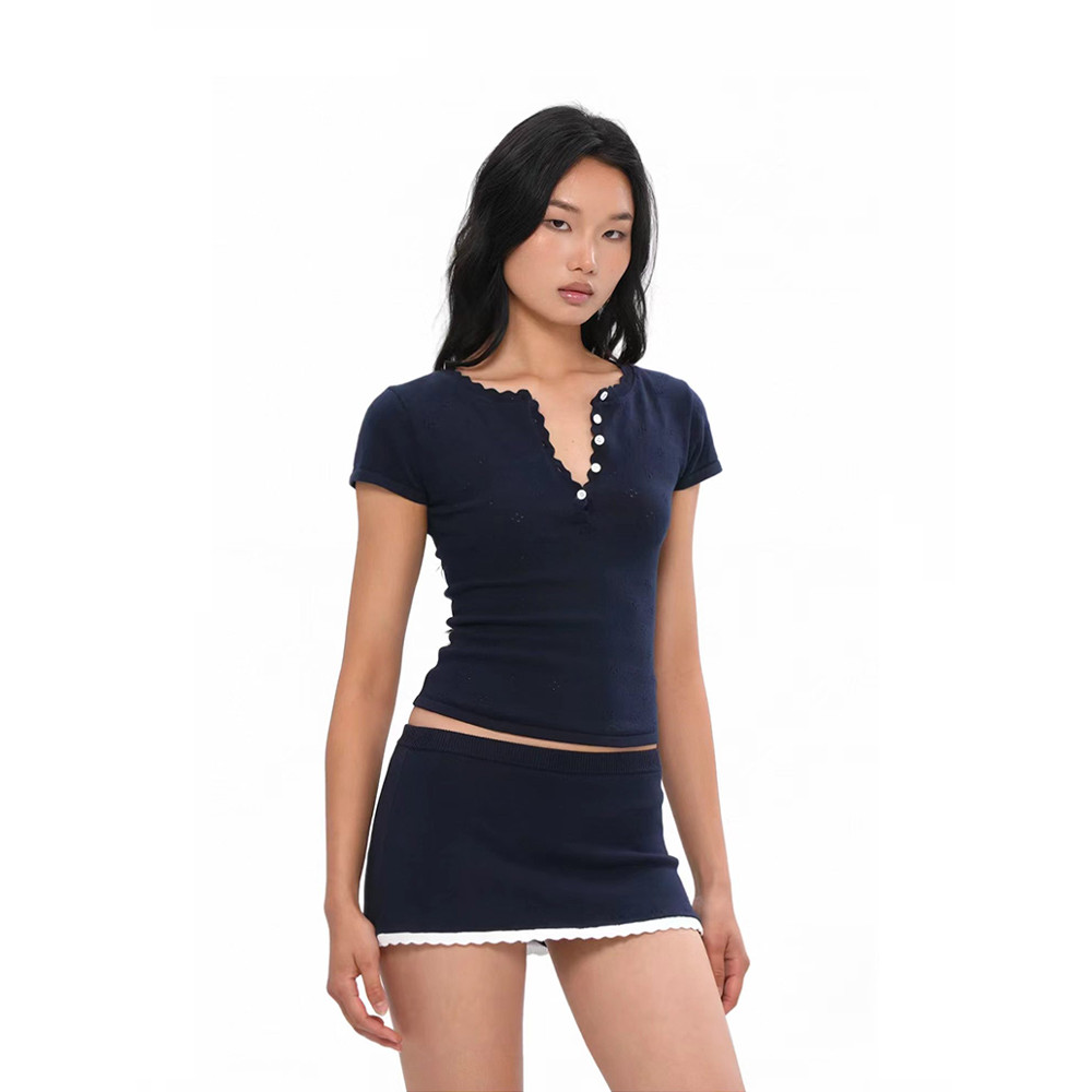 <Moss Queen> Henley เสื้อยืดแขนสั้นคอปกถักเอวสําหรับฤดูร้อนเสื้อเปิดไหล่ทรงสลิมสไตล์อเมริกัน
