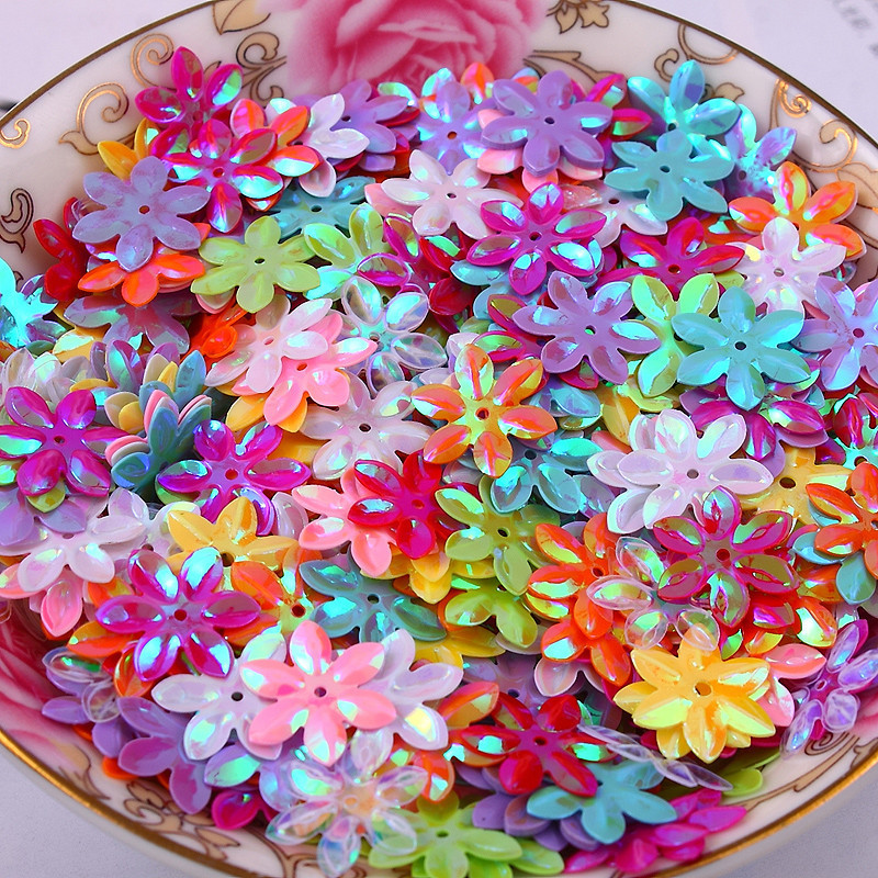 15มิลลิเมตร150ชิ้นดอกไม้ขนาดเล็กเลื่อมที่มีสีสันทําเองที่ทําด้วยมือลูกปัดแบนอนุบาลเวทีอุปกรณ์เครื่อง