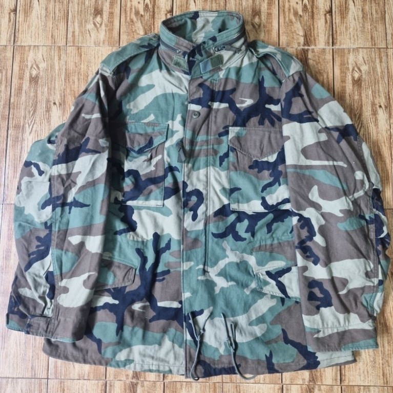 เสื้อแจ็คเก็ตทหาร USA woodland M65  Military Jacket Field vintage รอบอก52"ยาว32"ไหล่22"แขน25" used