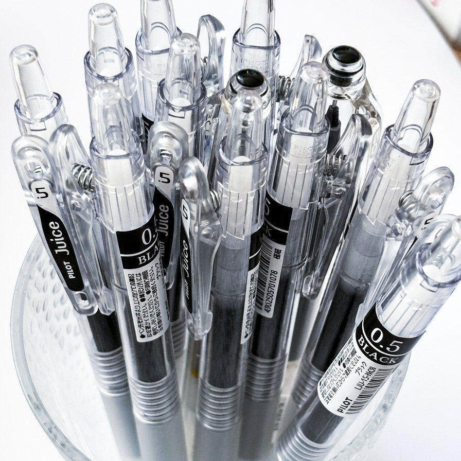 PILOT PILOT Gel Pen P500 Transparent Rod JUICE Pen JUICE Black Exam Pen Black 0.5 High-Value