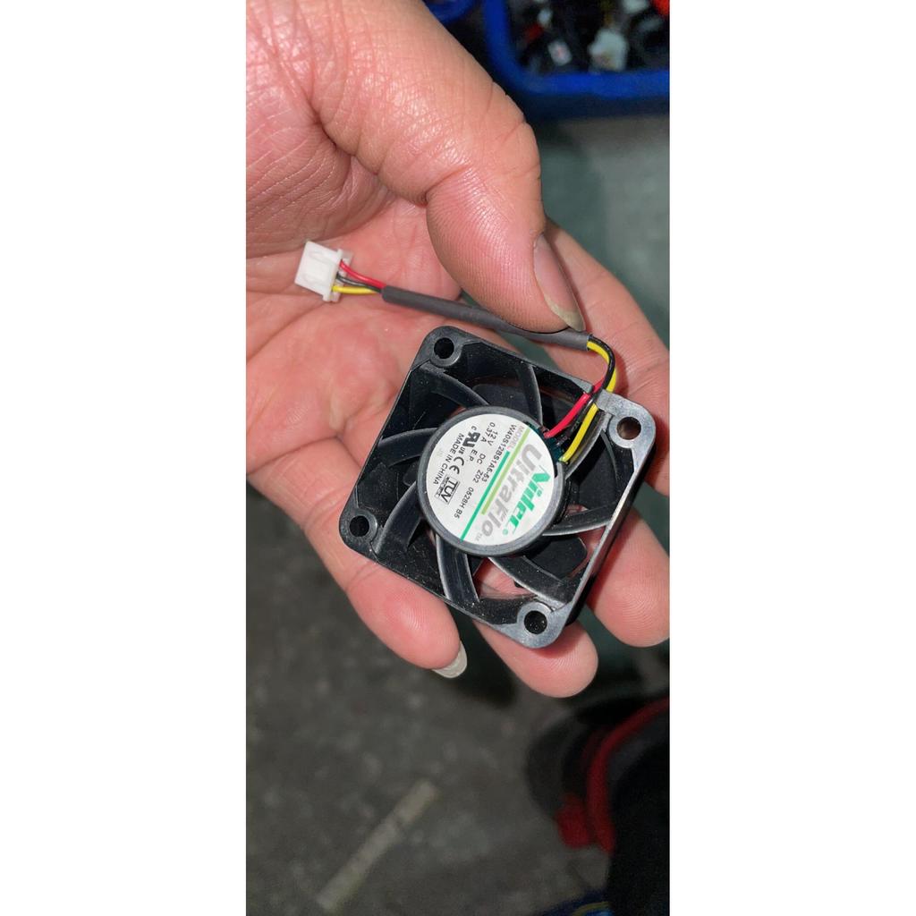 NIDEC 4028 12V 0.37A W40S12BS1A5-53 พัดลมระบายความร้อนเซิร์ฟเวอร์ 4 ซม. สาม 3 สาย