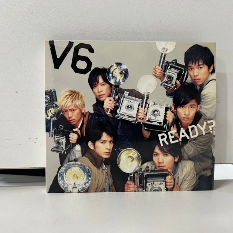 1 CD + 1 DVD MUSIC ซีดีเพลงสากล READY?  V6 // READY?  V6 (B13F18)