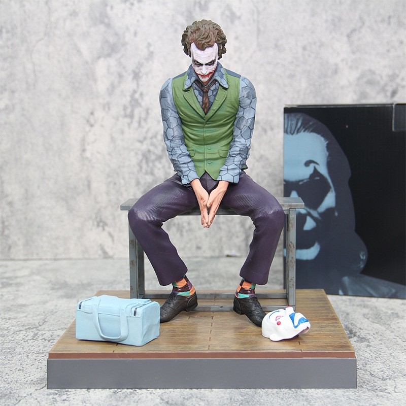 JOKER Dark Knight Heath Ledger Marvel DC Suicide Squad JOKER Meiman รูปเครื่องประดับ