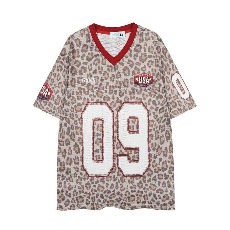 Suikone เสื้อยืดผู้ชายแขนสั้นสไตล์อเมริกันวิทยาลัยสไตล์คอวีเสือดาวพิมพ์เสื้อ unisex — صورة 8