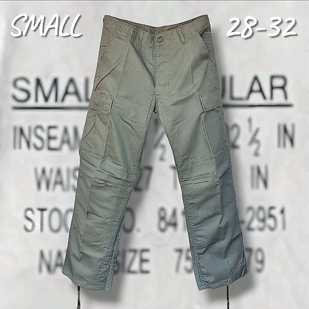 Military Cargo pants Vintage ArmyGreen size small regular 6pocket ขนาด 28-32 นิ้ว ผ้า Cotton-Polyest