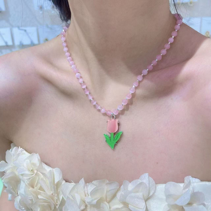 [คลังสินค้าพร้อม] เกาหลีทงแดมุนคริสตัลสีชมพูแฮนด์เมดลูกปัดดอกทิวลิปจี้สร้อยคอน่ารักหวานกระแทกสร้อยคอ