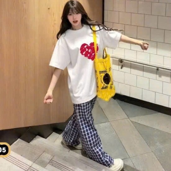 เสื้อยืด Unisex สําหรับผู้ชายและผู้หญิงพิมพ์ลาย HEART สีแดง ผ้าคอตตอน 100% - BOONE - BNE00183
