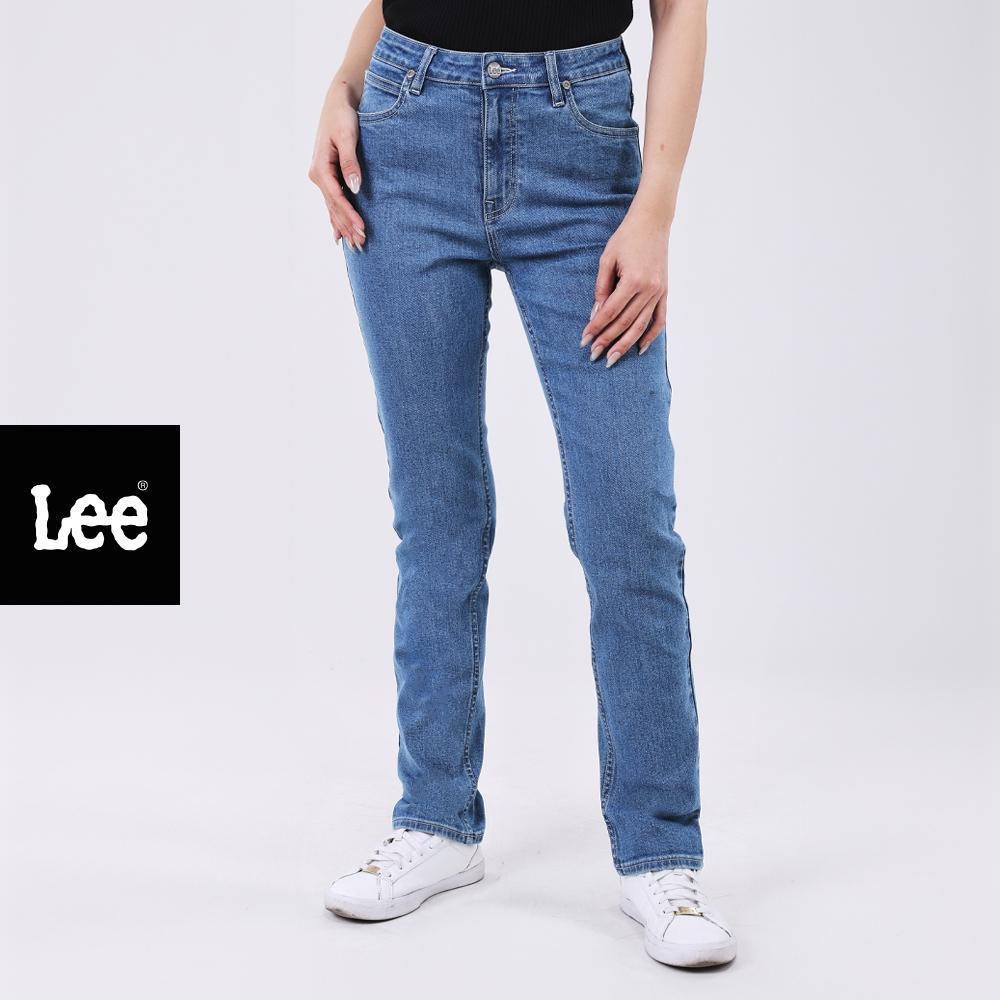 LEE กางเกงยีนส์ผู้หญิง เอวกลาง ทรงเข้ารูป Norma รุ่น LE F225WNORF11 สียีนส์อ่อน