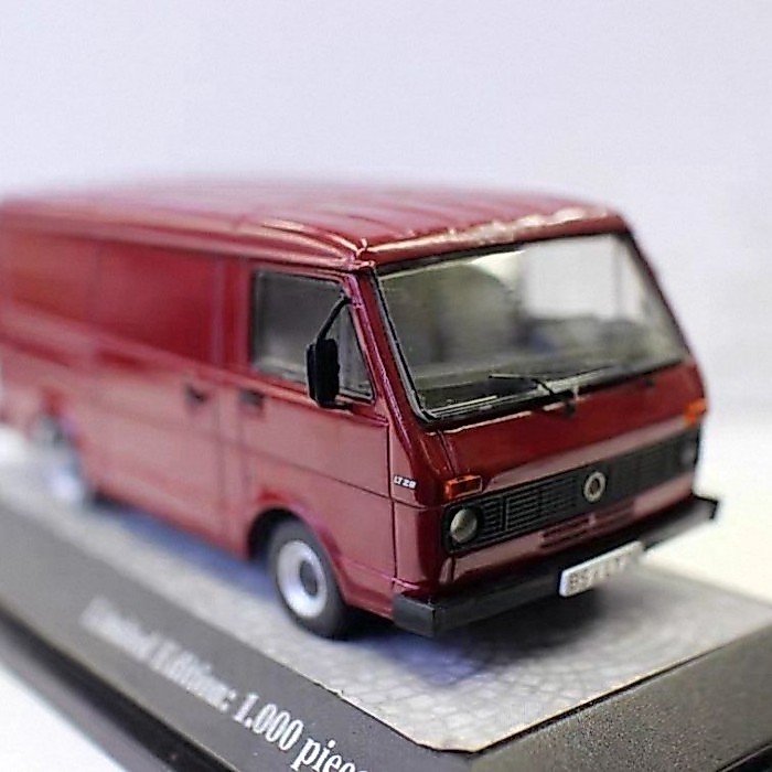 1/43 VW LT28 BUS Volkswagen BUS Van Model Decorative Out of Print Model