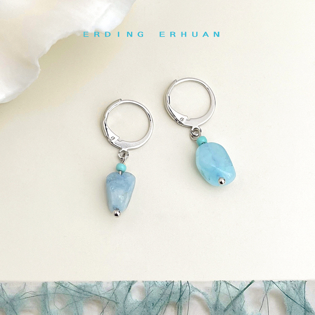 {สีฟ้า ทะเล }~ต่างหูหินบดคริสตัลสีฟ้าสดเฉพาะ อิน สไตล์หินธรรมชาติต่างหูสไตล์วันหยุด