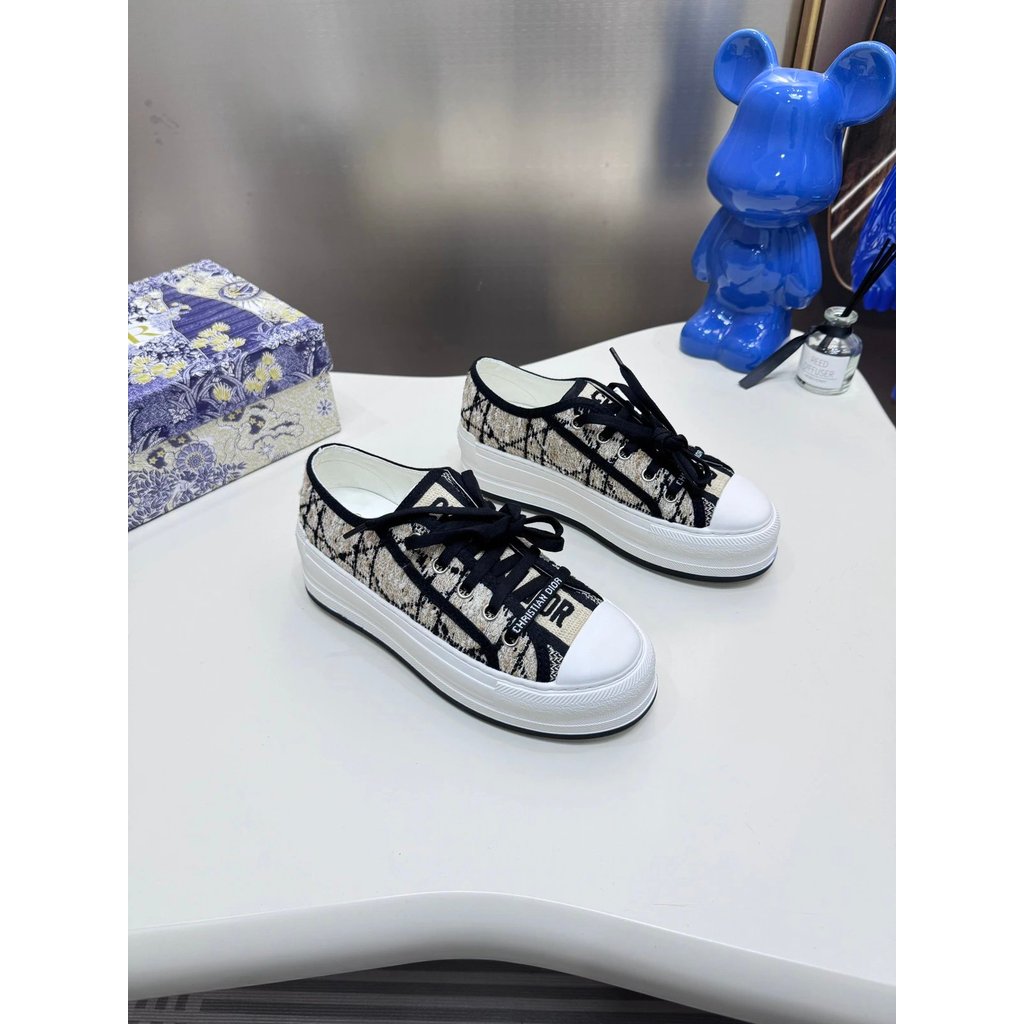 Dior Dior B33 รองเท้าผ้าใบคู่สไตล์ 2026ss Dior/OBLIQUE Perforated Technology Dior ถักรองเท้าผ้าใบหนา