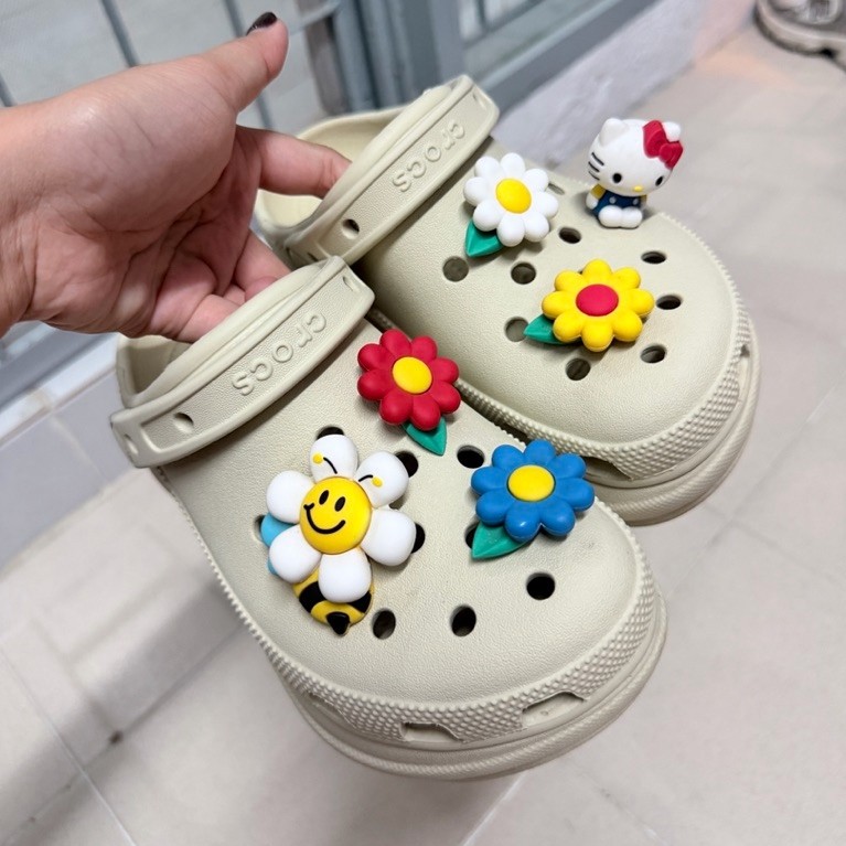 Crocs มือ2 size. M3W5