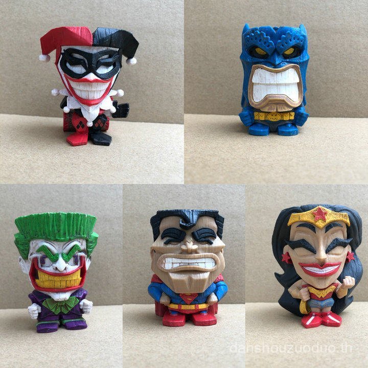 ขายร้อน 2025 Bulk DC Batman Superman Wonder Woman Joker อินเทรนด์ของเล่นตกแต่งรูปพร้อมสต็อก 1CWC