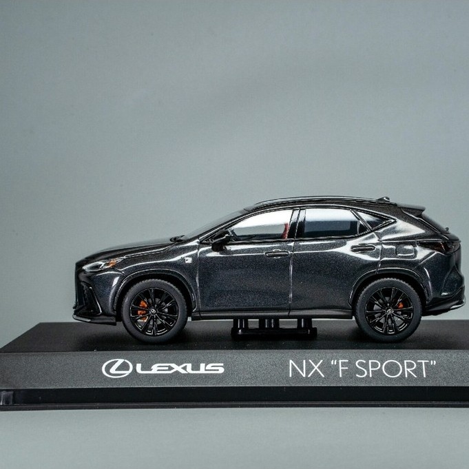 1 43 Jingshang Lexus NX 350h F Sport 1/43 สีดําสีน้ําตาลโลหะผสม Enclosed ยี่ห้อใหม่ยังไม่ได้เปิดจัดส