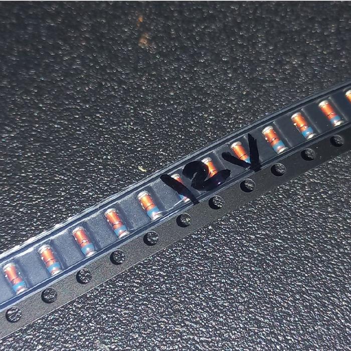 ไดโอด zener SMD 12volt SMD IN4742 1N4742 ไดโอดเดิม 1N IN 4742 12 v โวลต์ ziner sener syner patch เหา