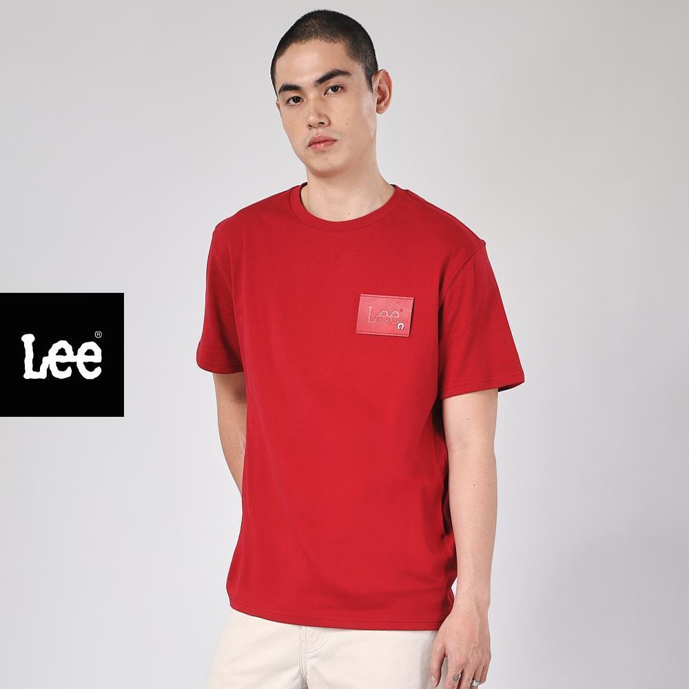 LEE เสื้อยืดแขนสั้นผู้ชาย คอลเลคชั่น Chinese New Year 2026 ทรง Comfort รุ่น LE S126MTSSN02 สีแดง