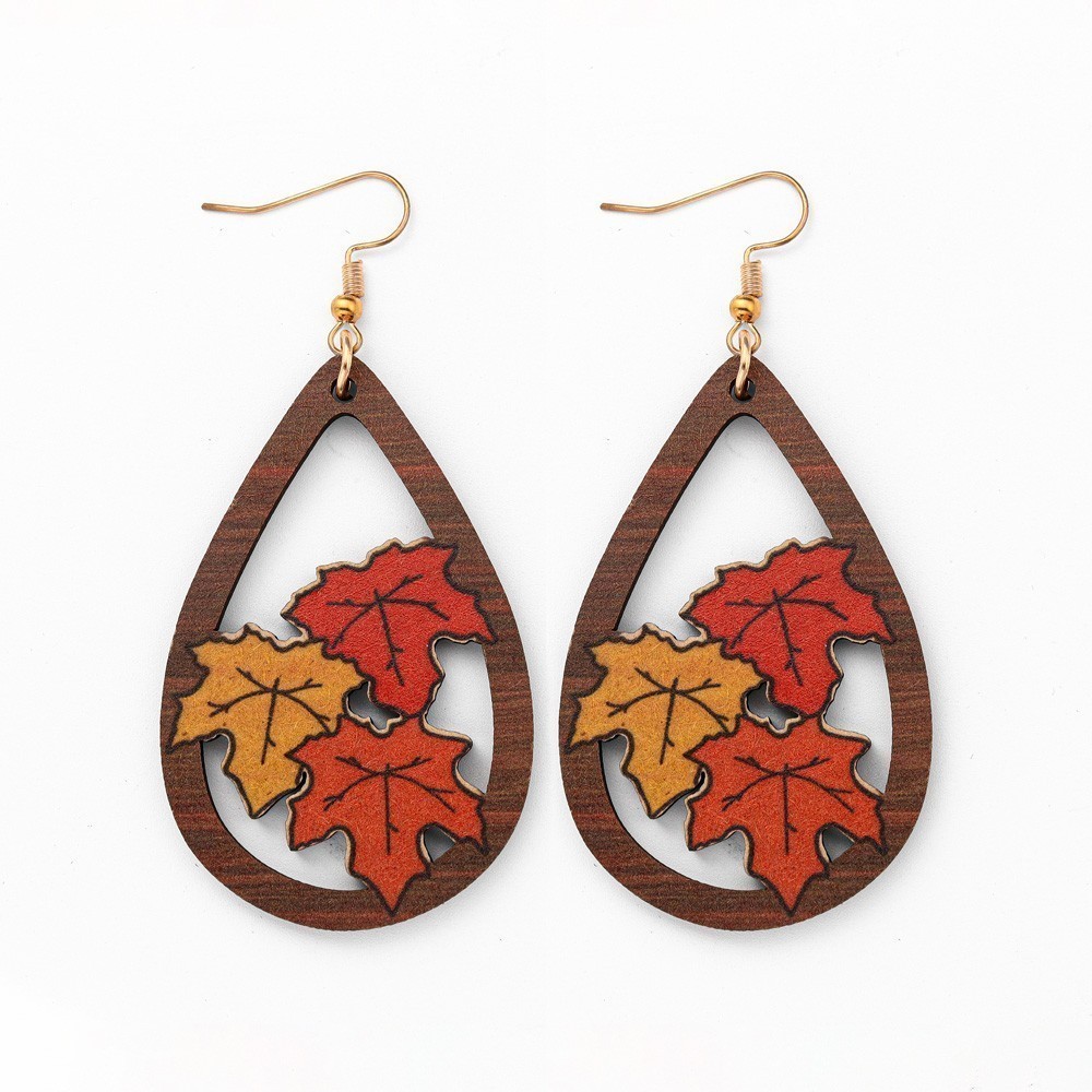 2PCS Vintage ไม้ Maple Leaf รูป Hollow ต่างหู Boho ชาติพันธุ์ Water Drop แขวนต่างหูผู้หญิงเครื่องประดับ