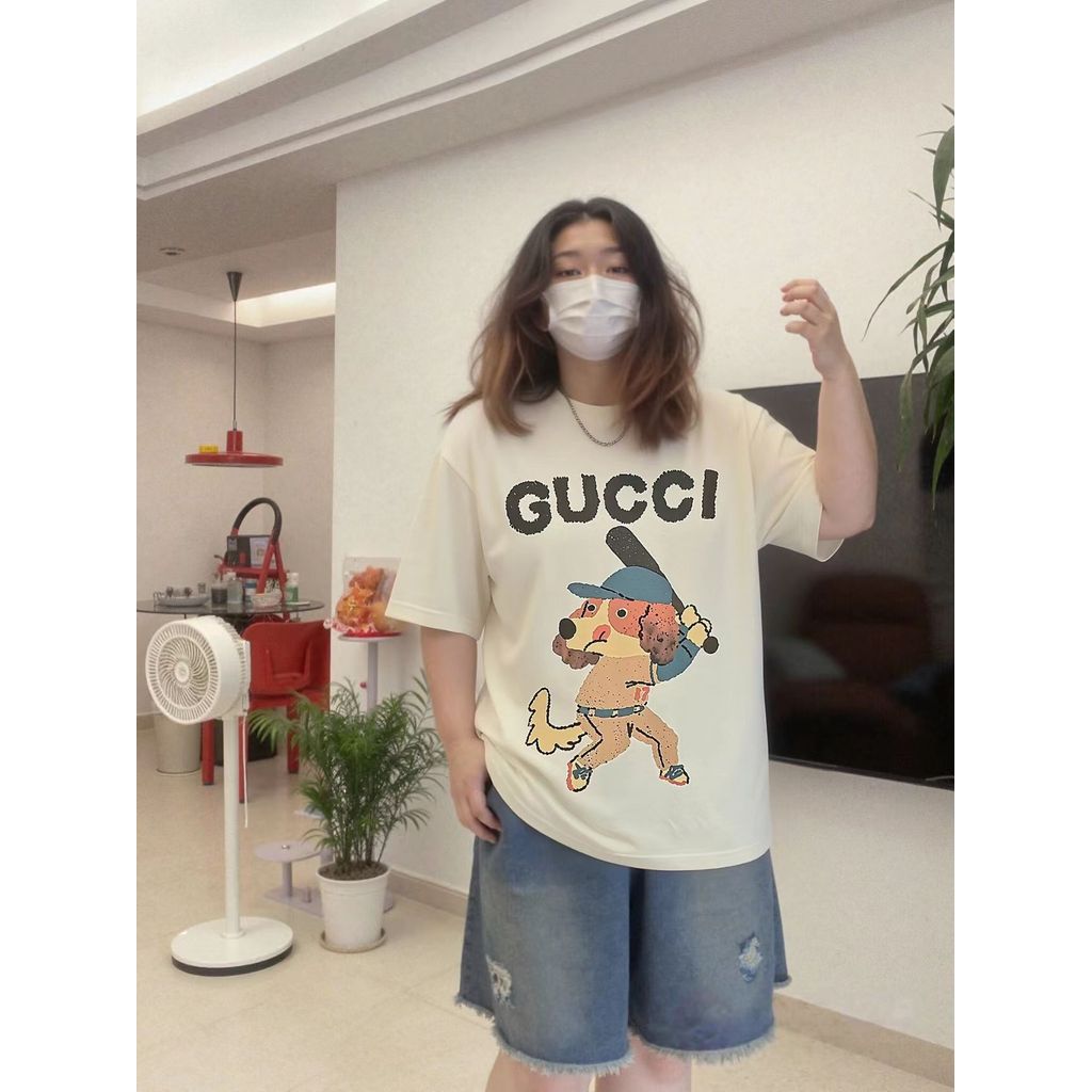 GUCCI/GUCCI/6XL2026 คลาสสิกรอบคอแขนสั้นเสื้อยืดผู้ชายผู้หญิงสไตล์เสื้อสวมหัวฤดูใบไม้ร่วงรอบคอ Slim-F