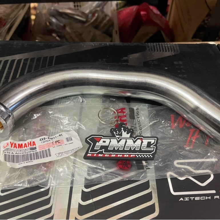 คอท่อไอเสีย Yamaha RX King ดั้งเดิม 4X8-E4611-01 - ของแท้
