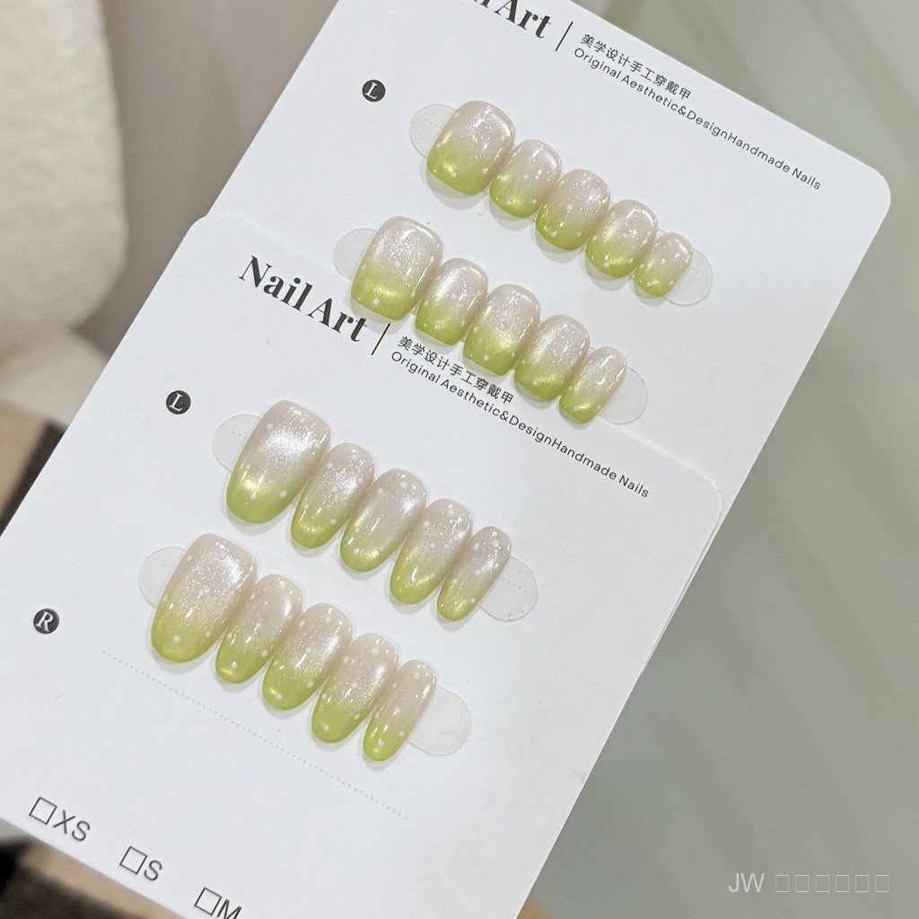 เล็บปลอมแฮนด์เมด [ทรงสั้น] สีเขียวมะนาวแคทอายละเอียด ลายจุดชิคๆ รับซัมเมอร์สุดสดใส ✨🍋