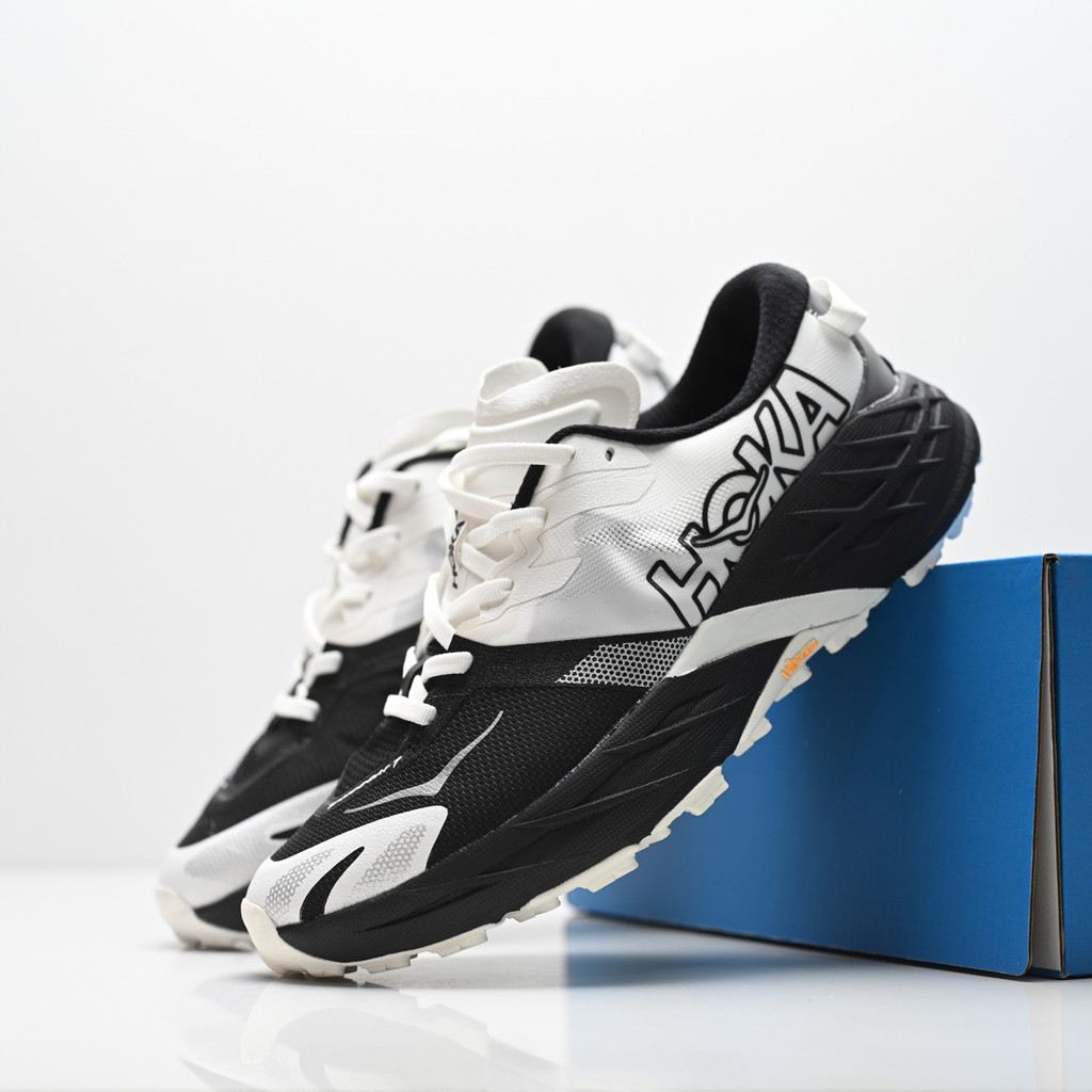 HOKA ONE ONE Speedgoat 7 รองเท้าวิ่งรองเท้าผ้าใบระบายอากาศกันกระแทกน้ําหนักเบาสําหรับผู้ชายและผู้หญิง