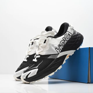 HOKA ONE ONE Speedgoat 7 รองเท้าวิ่งรองเท้าผ้าใบระบายอากาศกันกระแทกน้ําหนักเบาสําหรับผู้ชายและผู้หญิง