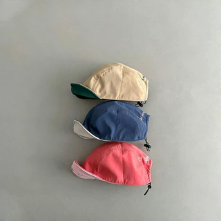 ย้อนกลับสีบล็อกจดหมายเด็กหมวกเบสบอลชายหญิง เชือกรูด นุ่มปีกบางระบายอากาศสไตล์เกาหลีฤดูร้อนอาทิตย์ปกป้องหมวกลําลอง