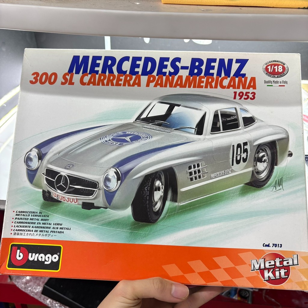 BURAGO BURAGO 1: 18 MERCEDES-BENZ MERCEDES-BENZ