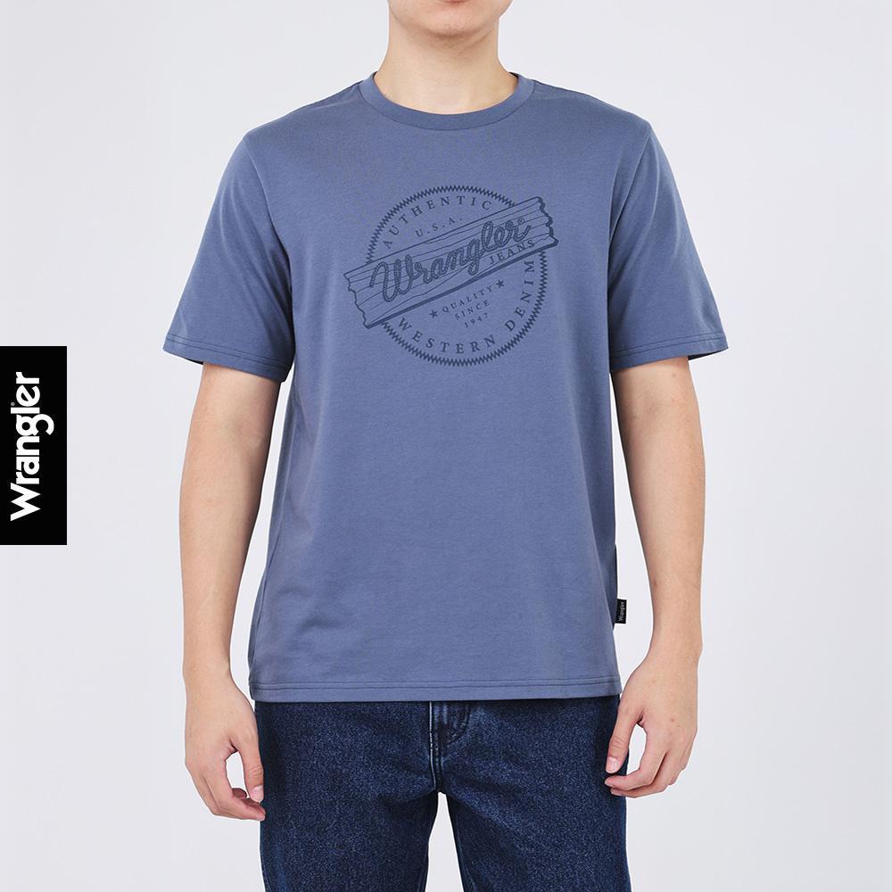 WRANGLER เสื้อยืดแขนสั้นผู้ชาย รุ่น WR S326MTSSF26 สีเทา