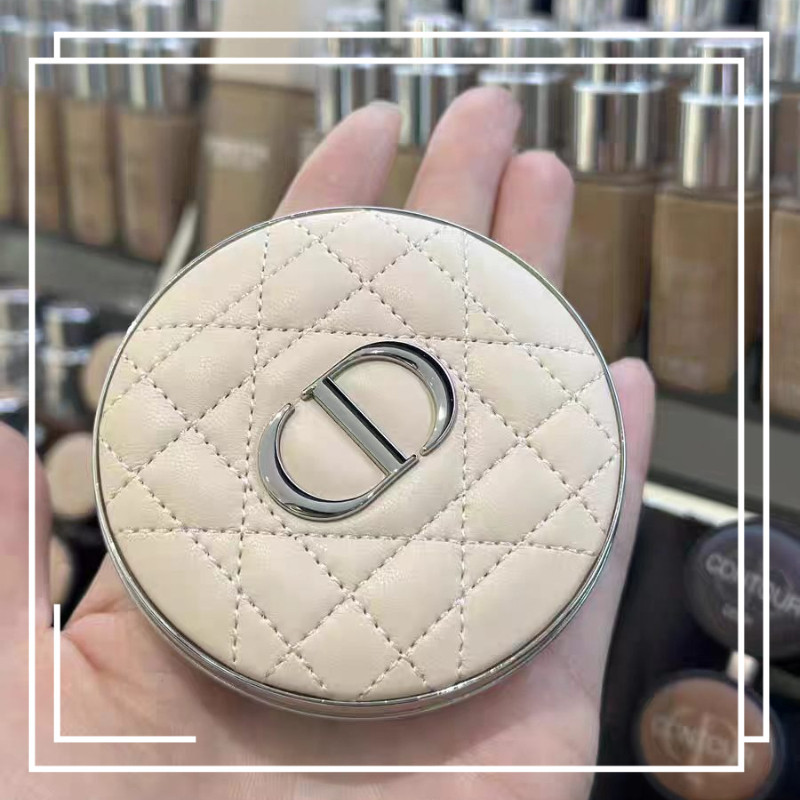 ✨แป้งพัฟ Dior2025✨แป้งน้ำผึ้งหนังใหม่ 00 01 02 03 04 nude matte filter แป้งแป้งน้ำผึ้ง Powder รองพื้น  🚚