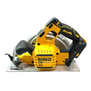 DEWALT เลื่อยวงเดือน 7'' 20V รุ่น DCS573N-B1 (ตัวเปล่า)