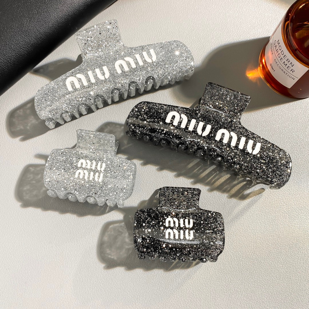 กิ๊บติดผม Sparkle อินเทรนด์สําหรับผู้หญิง Acetate Letter Shark Clip