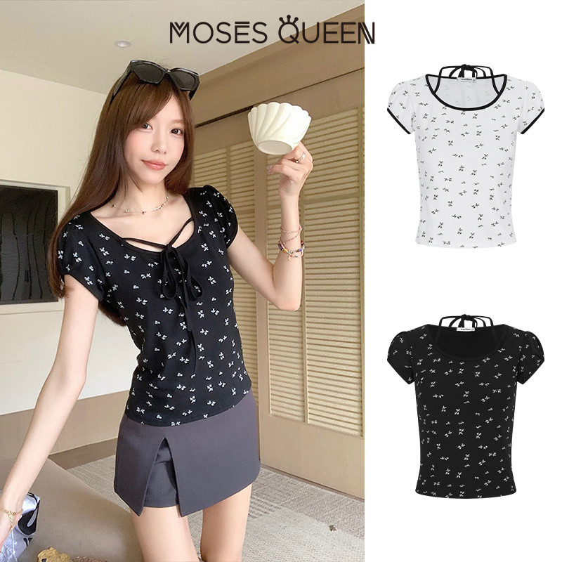 MOSESQUEEN มอสเนสควีน เสื้อยืดแขนสั้นคอวีลายดอกไม้ มีสายรัด ดีไซน์เข้ารูปที่ทําให้รูปร่างและคุณสมบัติแขนพัฟ #63712